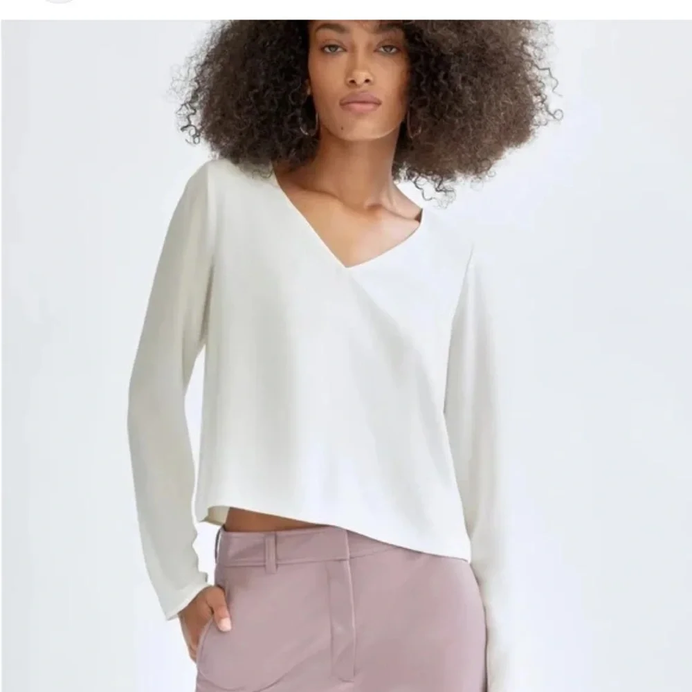 Aritzia Babton Long Sleeve Blouse (Size XS) - Picture 1 of 6